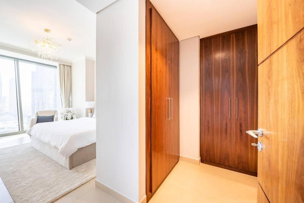 ドバイLarbi Breathtaking Burj And Fountain View Luxurious 2 Bedアパートメント エクステリア 写真