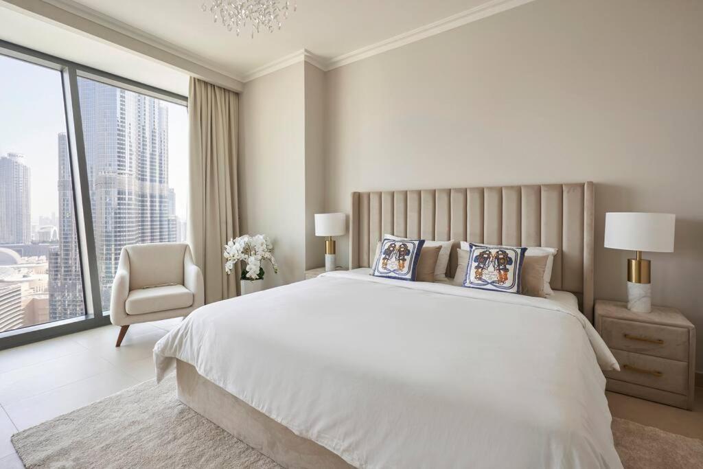 ドバイLarbi Breathtaking Burj And Fountain View Luxurious 2 Bedアパートメント エクステリア 写真