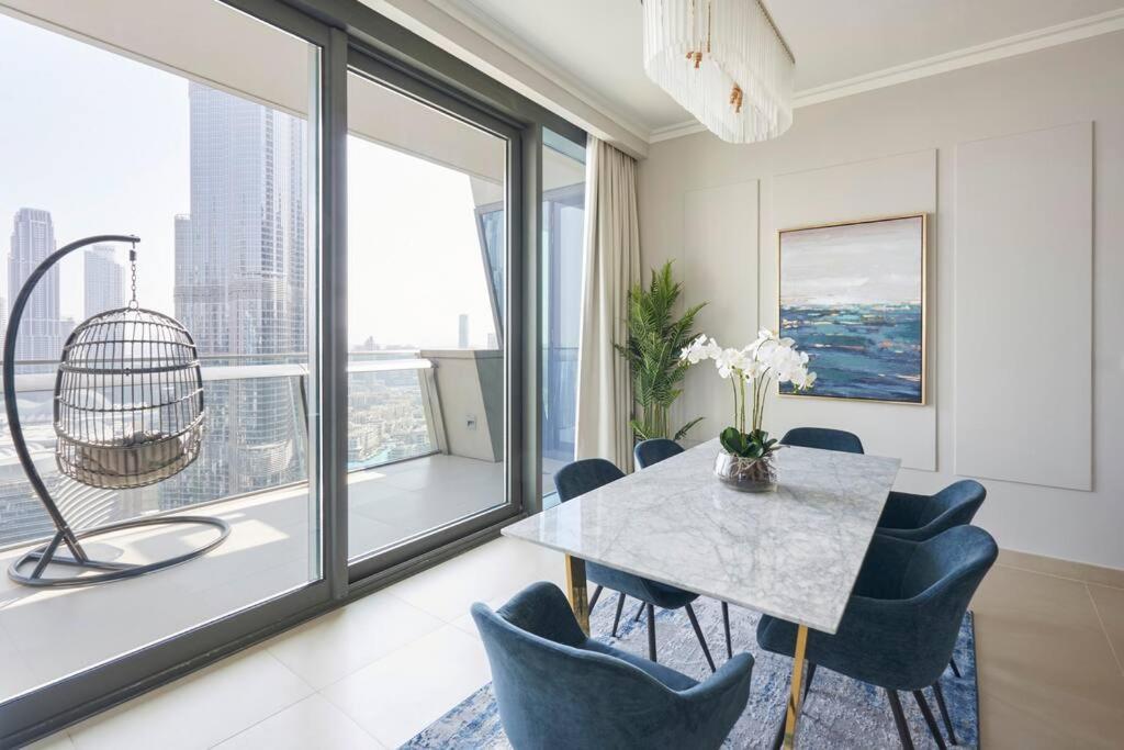 ドバイLarbi Breathtaking Burj And Fountain View Luxurious 2 Bedアパートメント エクステリア 写真