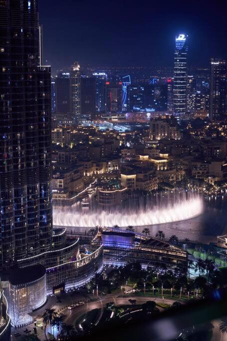 ドバイLarbi Breathtaking Burj And Fountain View Luxurious 2 Bedアパートメント エクステリア 写真